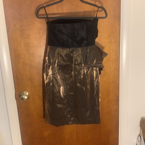 EUC Cynthia Steffe black and gold strapless dress Size 2 - Picture 3 of 3